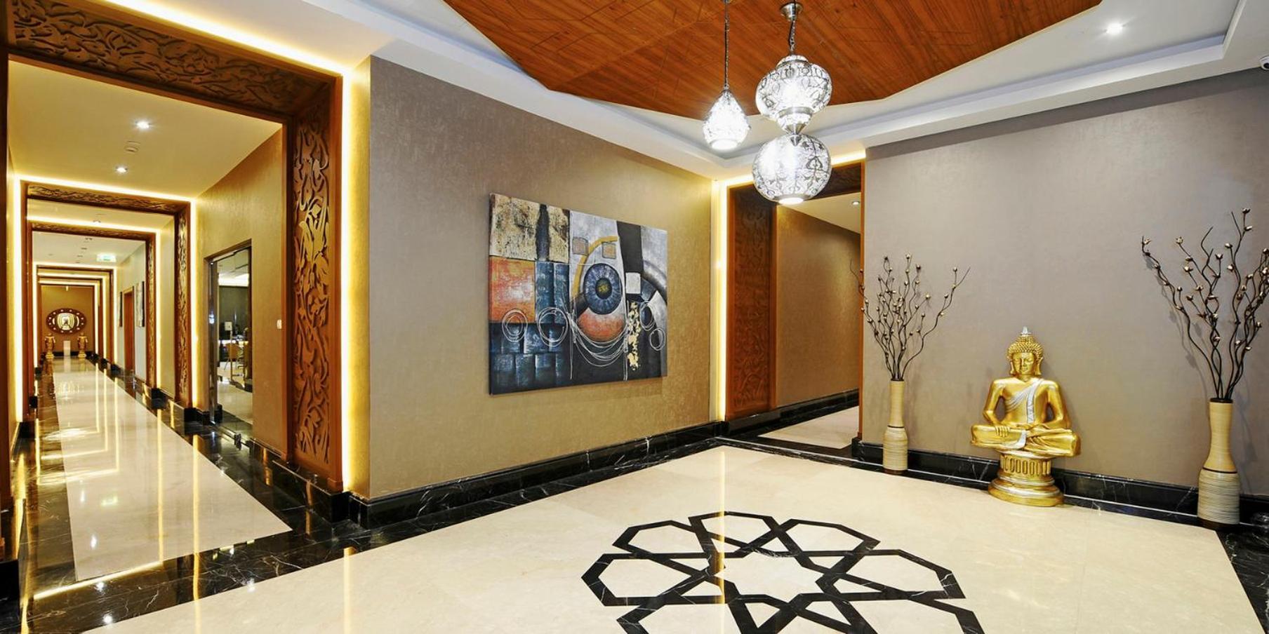 Crowne Plaza Bursa Convention Center & Thermal Spa By Ihg Exterior photo The lobby of the hotel