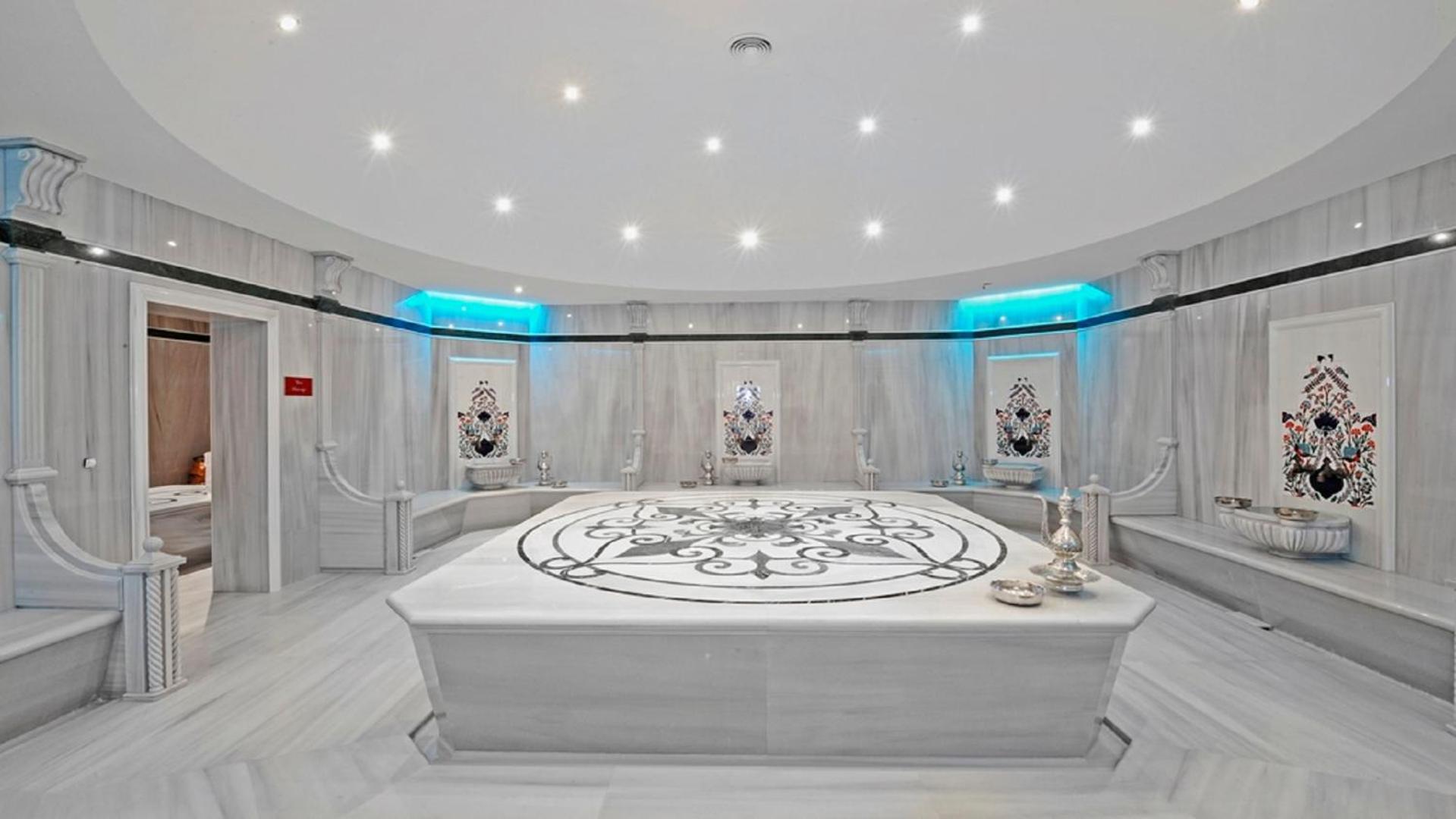 Crowne Plaza Bursa Convention Center & Thermal Spa By Ihg Exterior photo Turkish bath